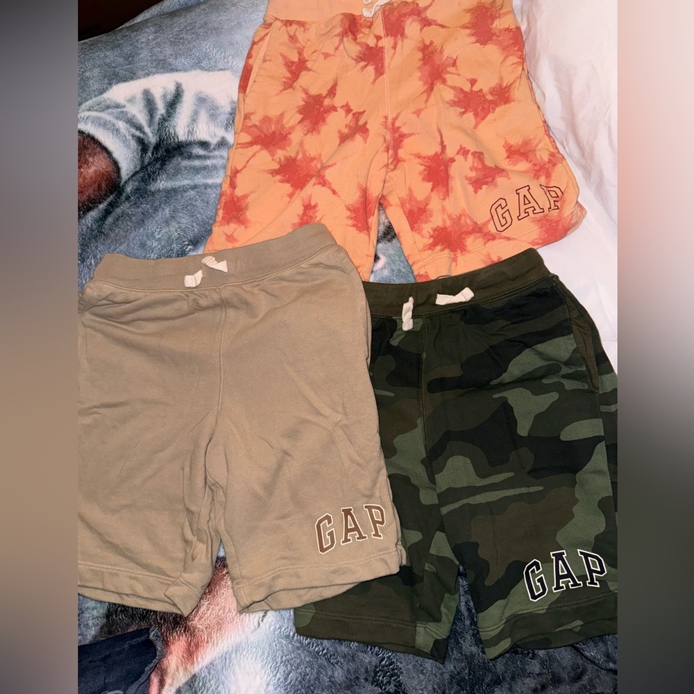 14 PAIR BOYS Shorts size 10-12